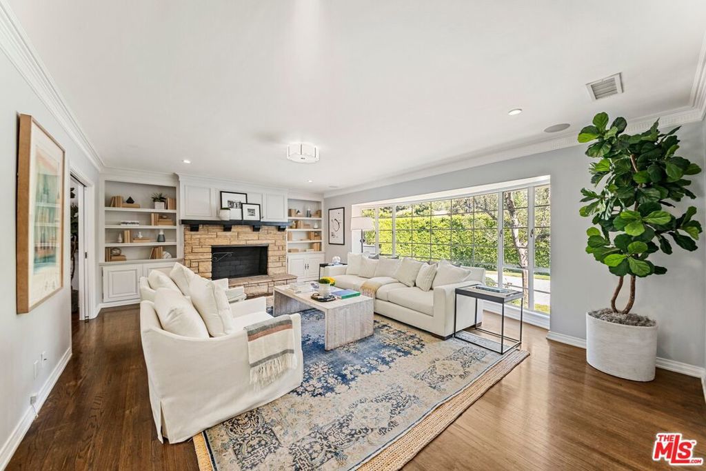 Photo of Listing #25523643