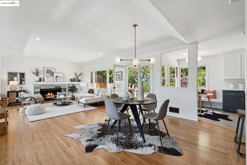 Photo of Listing #41092975