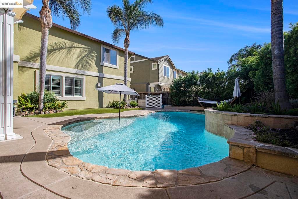 Photo of Listing #41092970