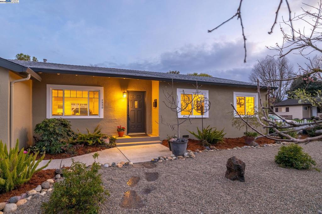 Photo of Listing #41092986