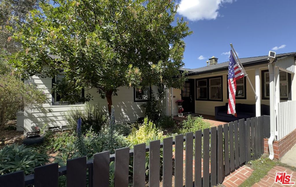 Photo of Listing #25523145