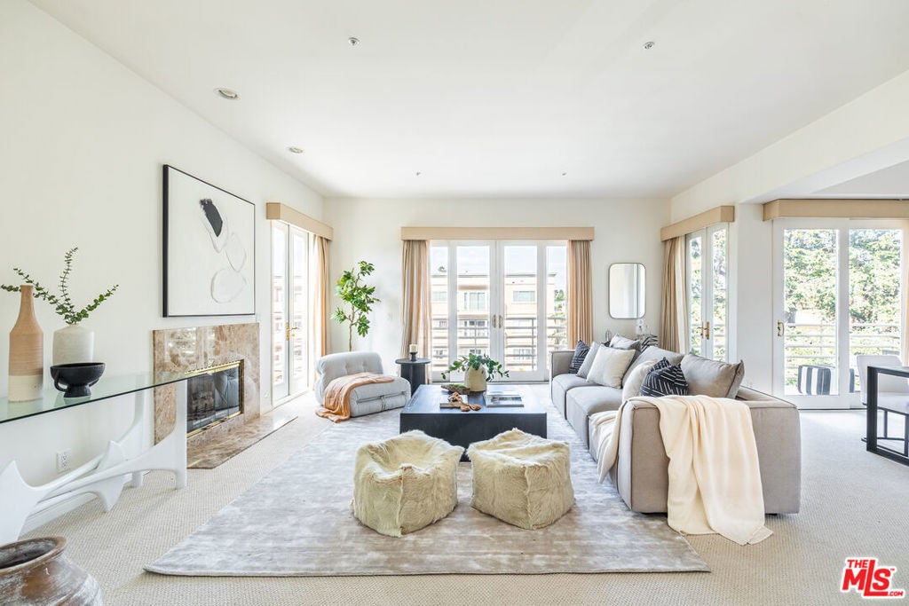 Photo of Listing #25524083