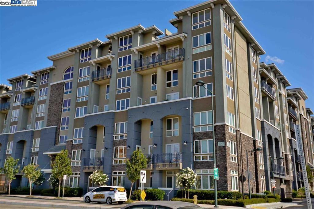 Photo of Listing #41093016