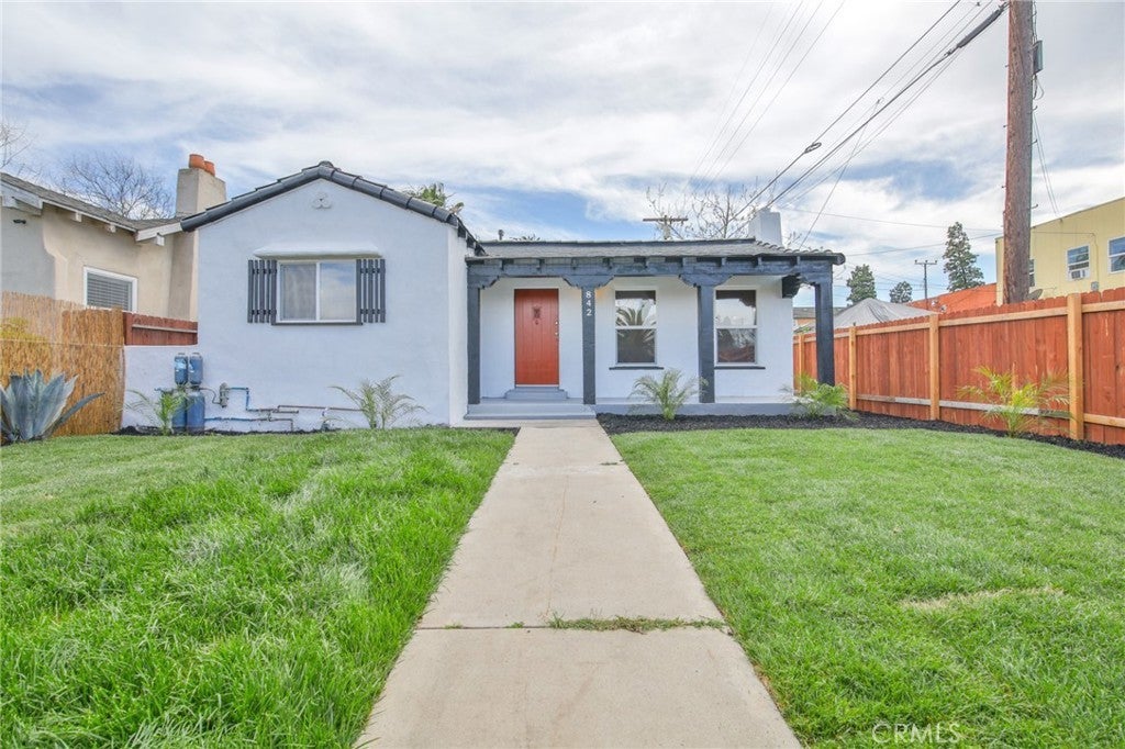 Photo of Listing #DW25080087