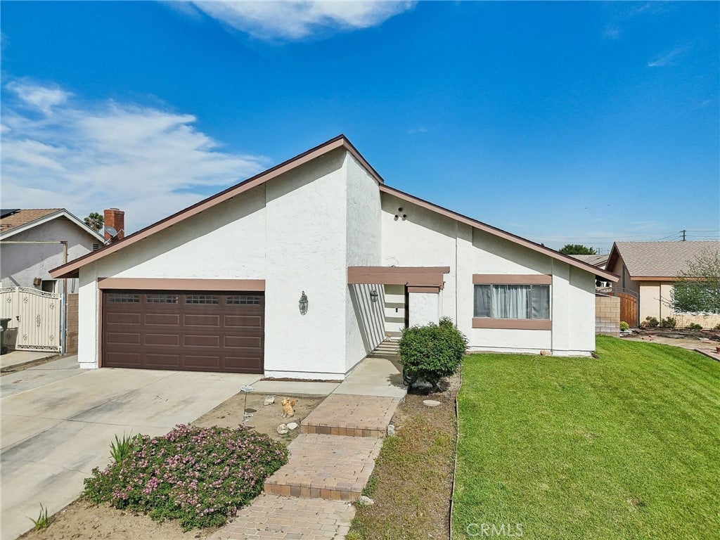 Photo of Listing #OC25080210