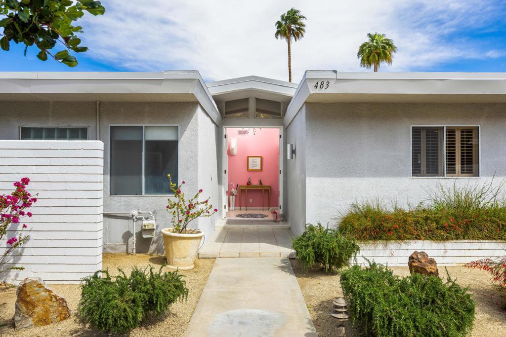 483 Avenida Granada, Palm Springs
