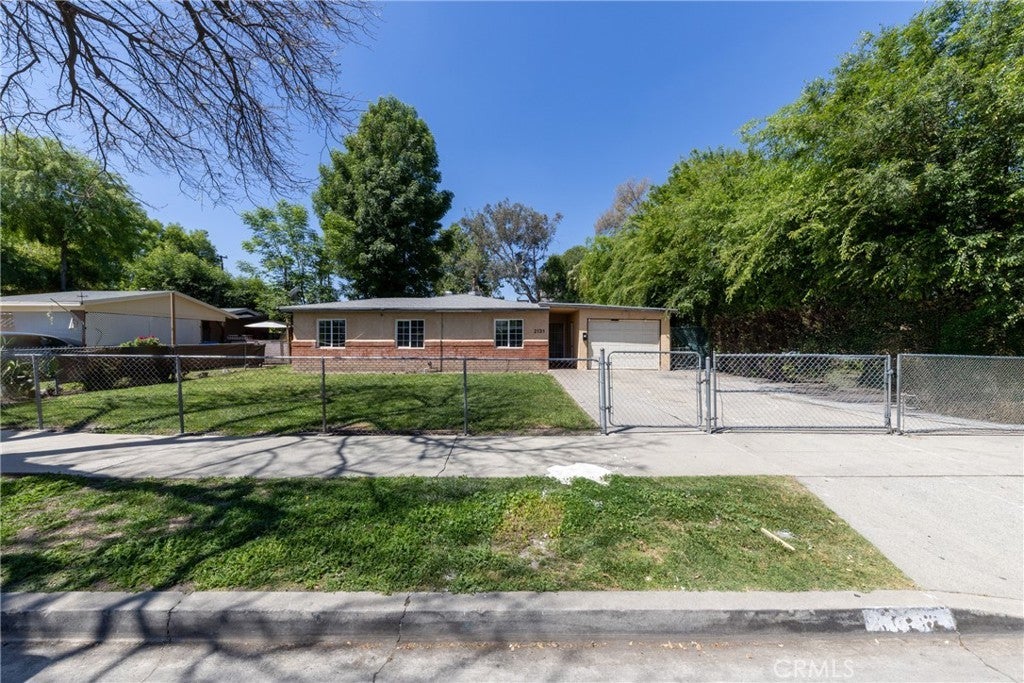 Photo of Listing #IV25080418