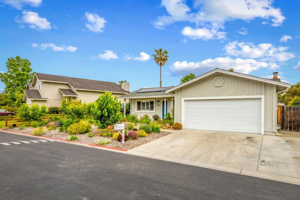 Photo of Listing #ML82001004