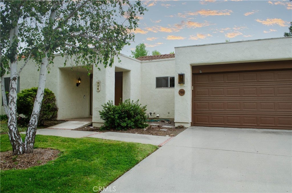 Photo of Listing #SR25078035