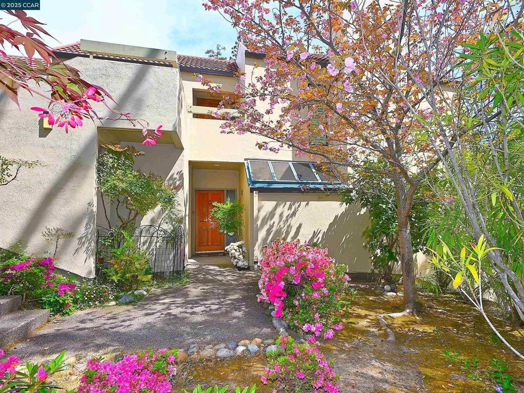 Photo of Listing #41093099