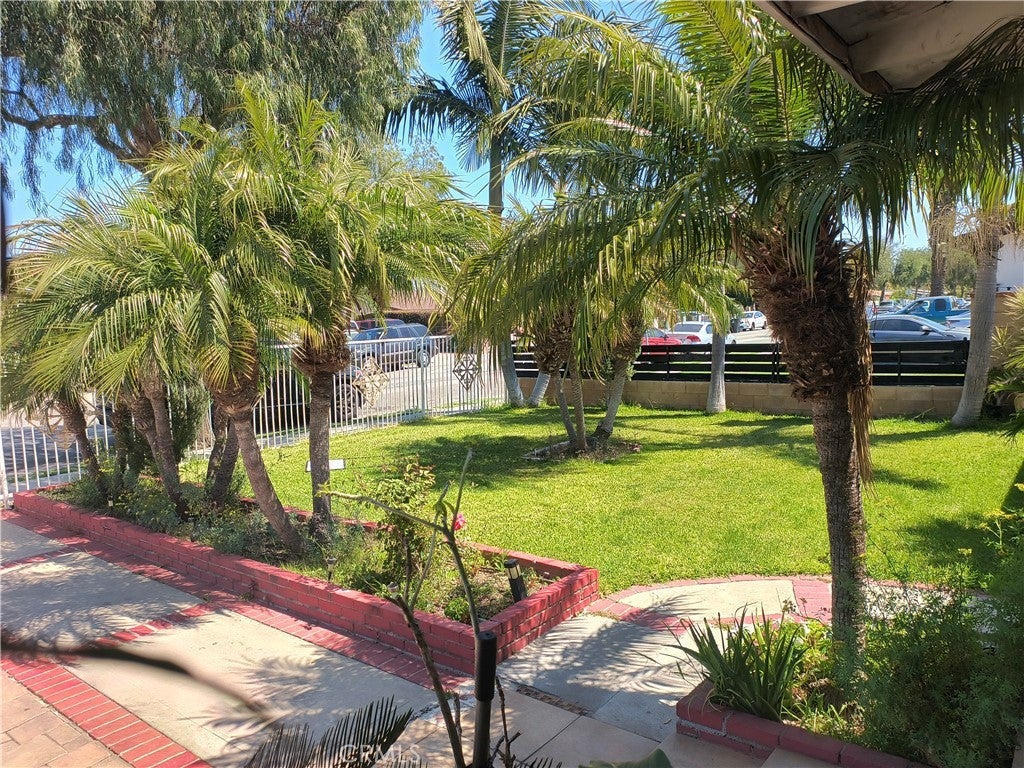 Photo of Listing #OC25077831