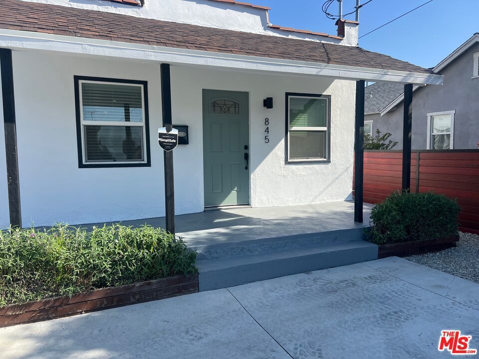 Photo of Listing #25512363