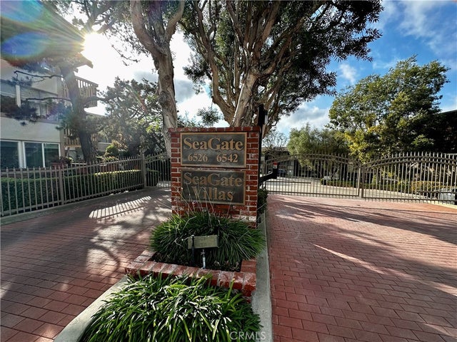 6542 Ocean Crest Drive D308, Rancho Palos Verdes.