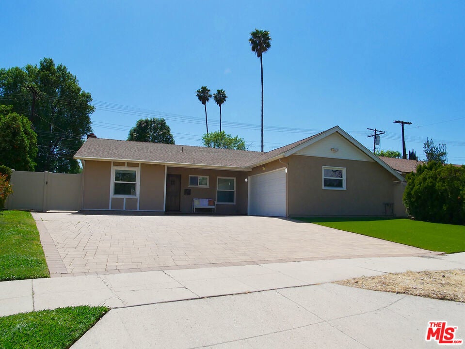 Photo of Listing #25524587