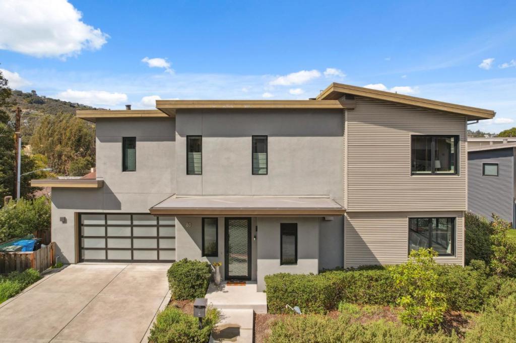 Photo of Listing #ML82002349