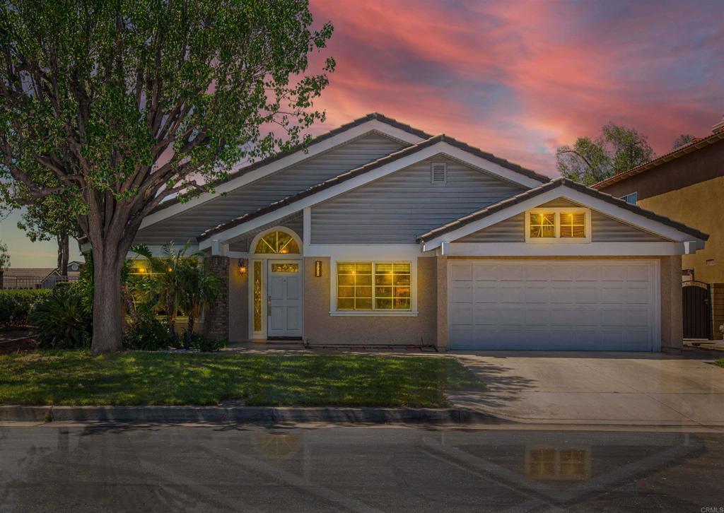 Photo of Listing #PTP2502619