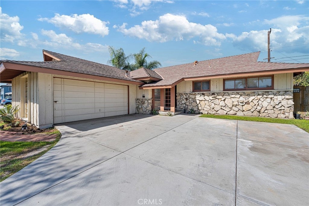 Photo of Listing #PW25080973