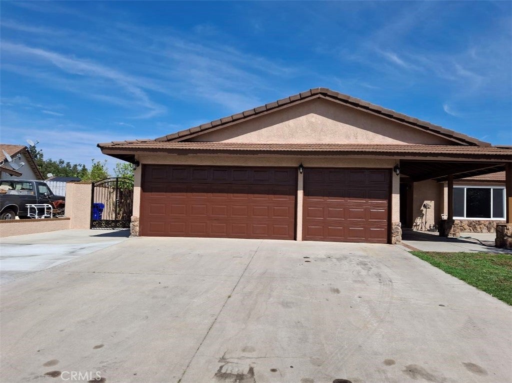 Photo of Listing #DW25081084