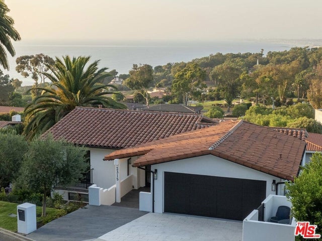 2315 Via Pinale, Palos Verdes Estates.
