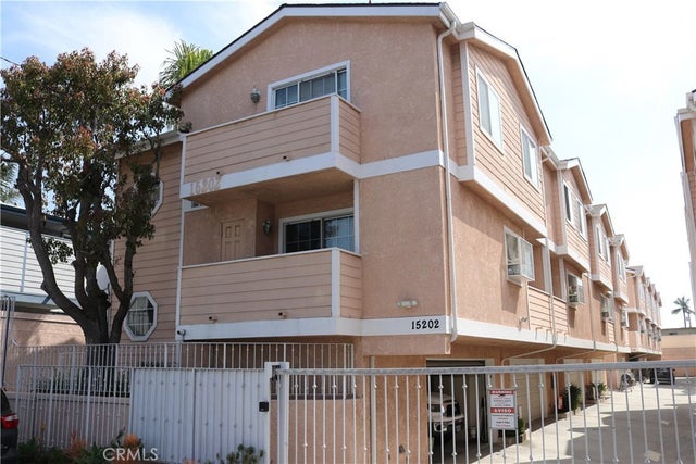 15202 S Normandie Avenue A, Gardena.