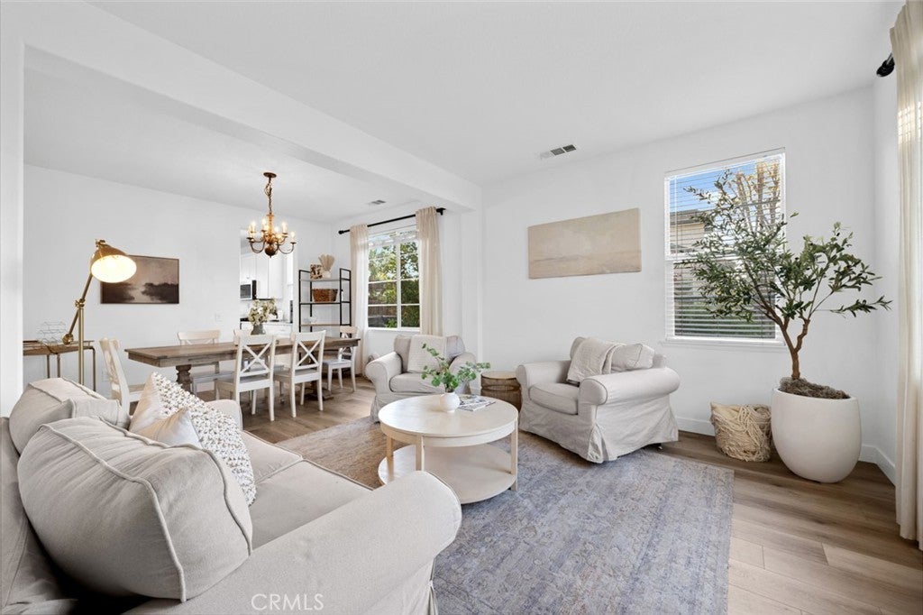 Photo of Listing #SW25081129