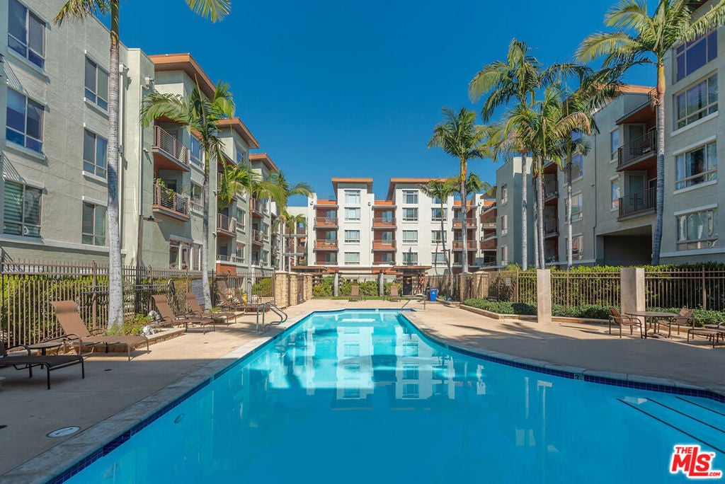 Photo of Listing #25524549