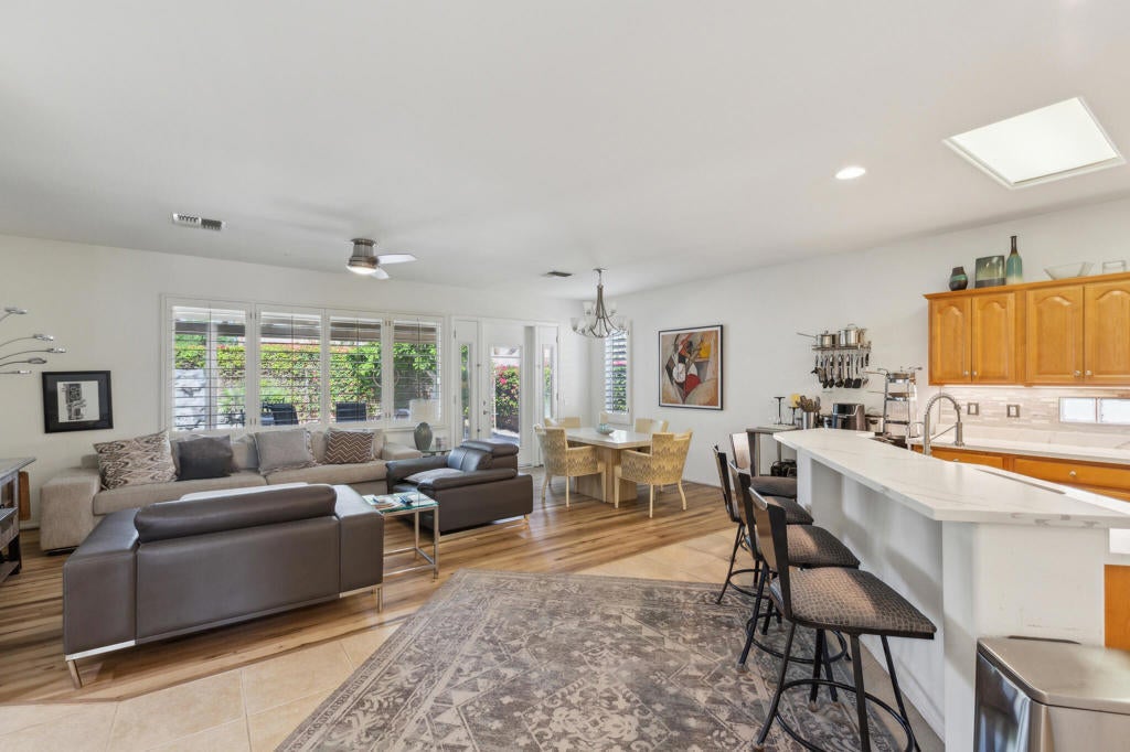 Photo of Listing #219128402DA