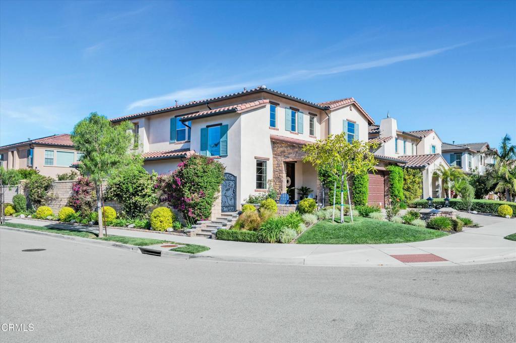 Photo of Listing #V1-29305