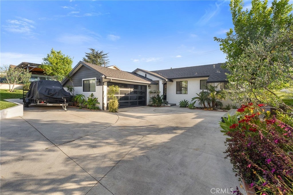 Photo of Listing #SR25081652