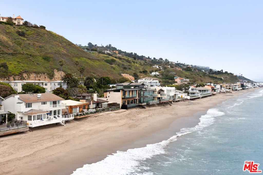 Photo of Listing #25525003