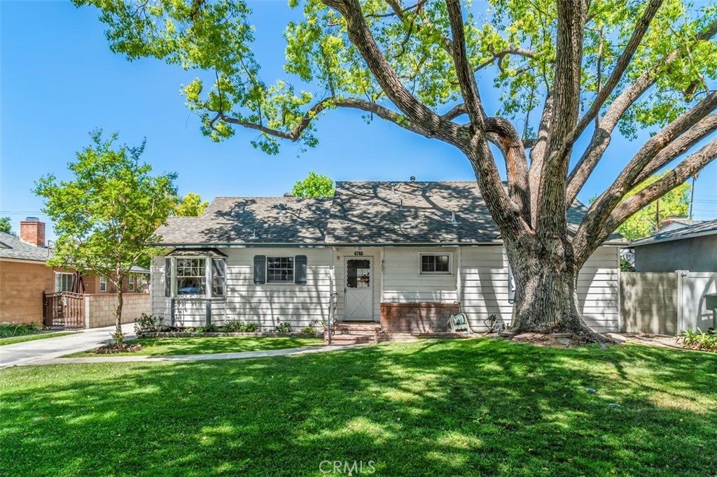 Photo of Listing #IV25079671