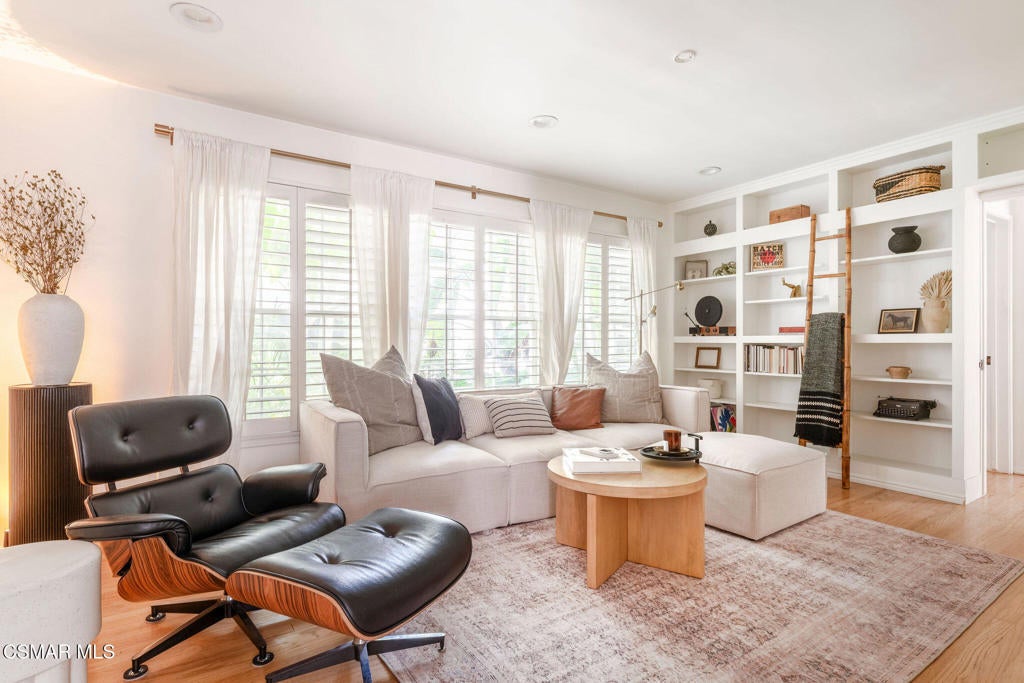 Photo of Listing #225001833