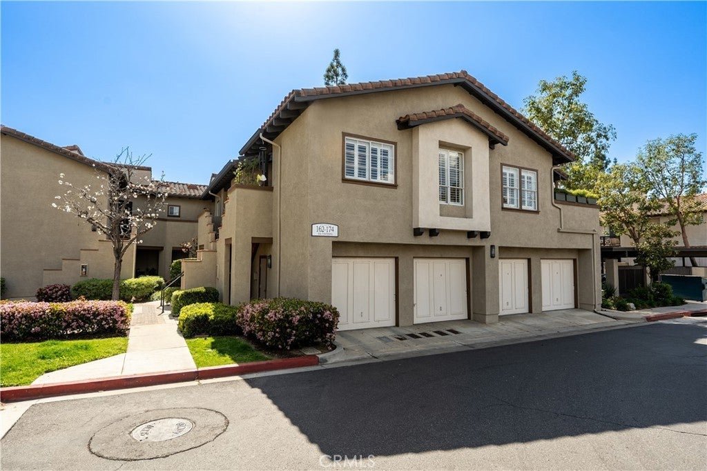 Photo of Listing #OC25079237