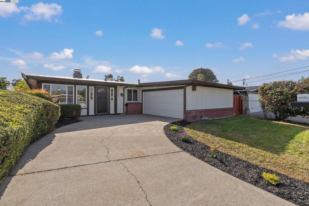 Photo of Listing #41093264