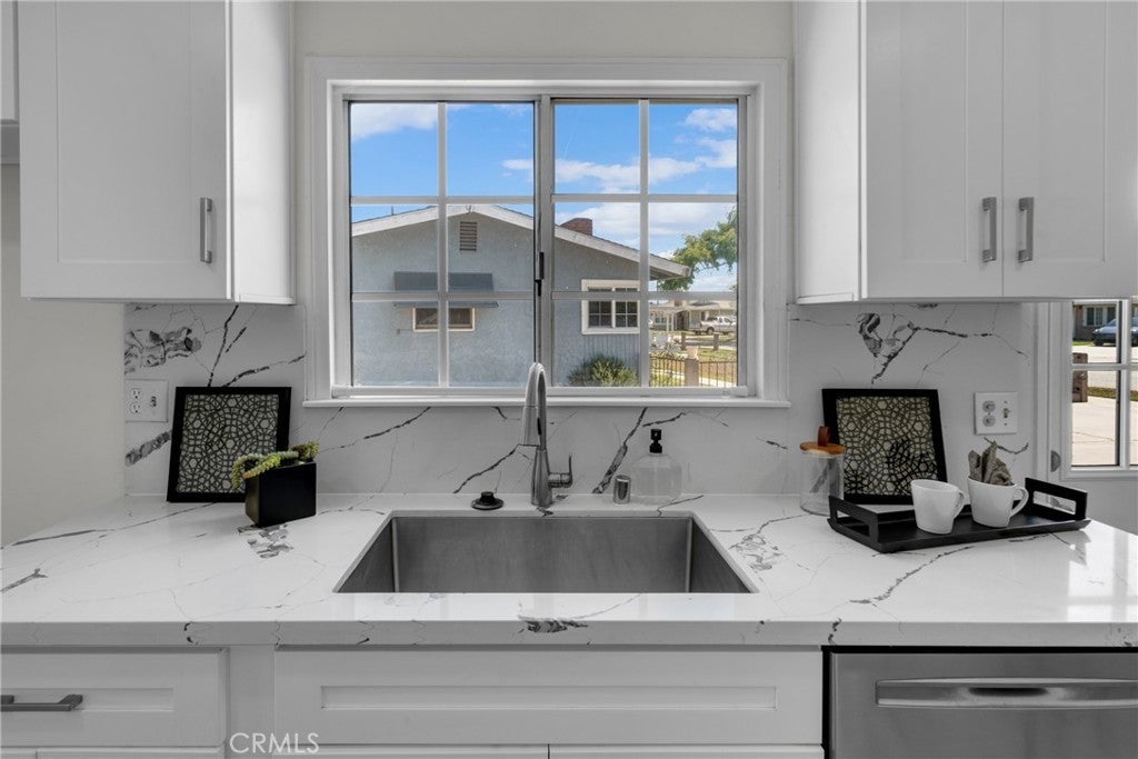 Photo of Listing #OC25081692