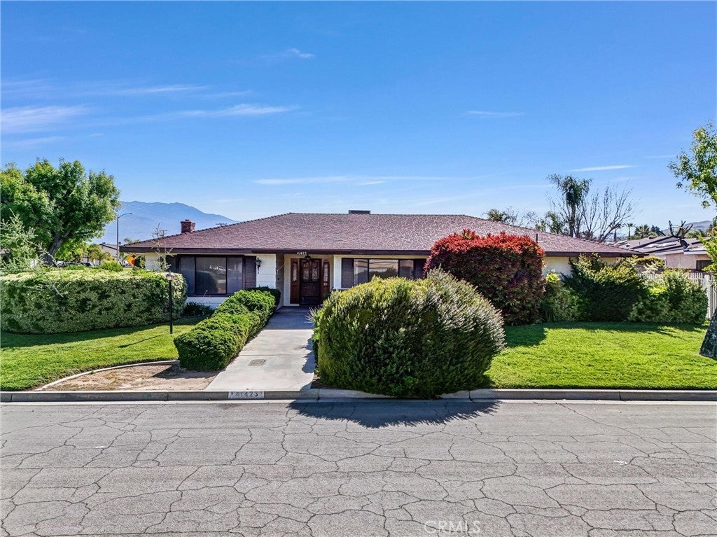 Photo of Listing #OC25081912