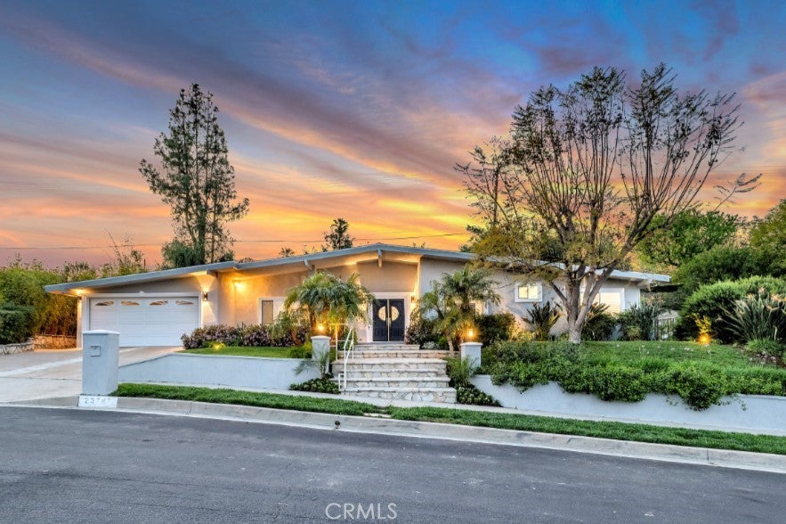 Photo of Listing #SR25079518