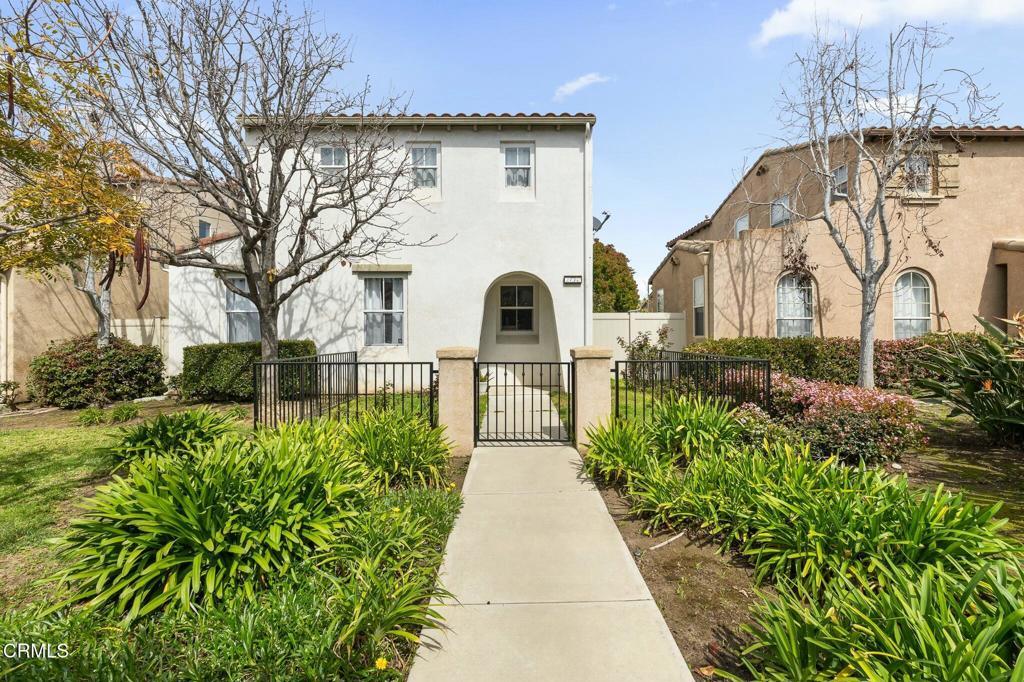 Photo of Listing #V1-29317