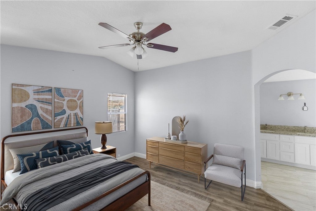 Photo of Listing #GD25079250