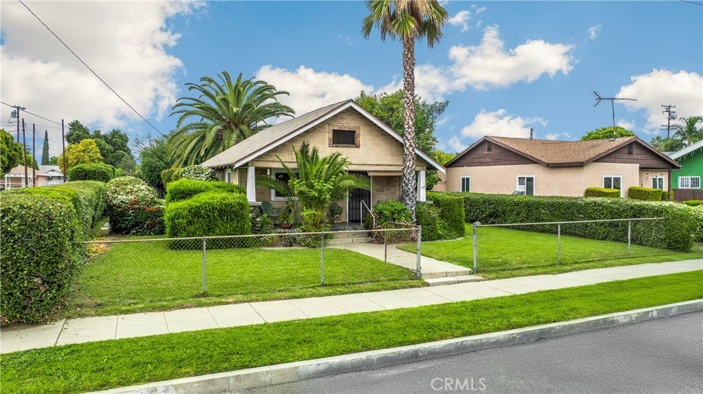 Photo of Listing #IV25082206