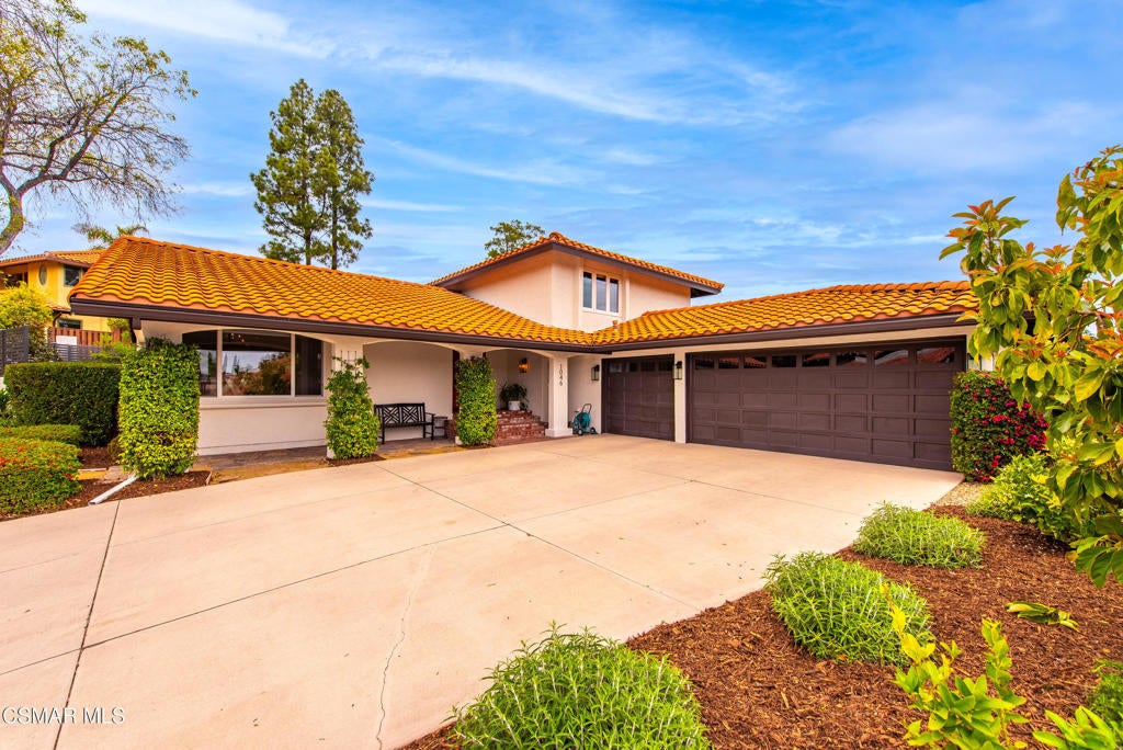 Photo of Listing #225001841