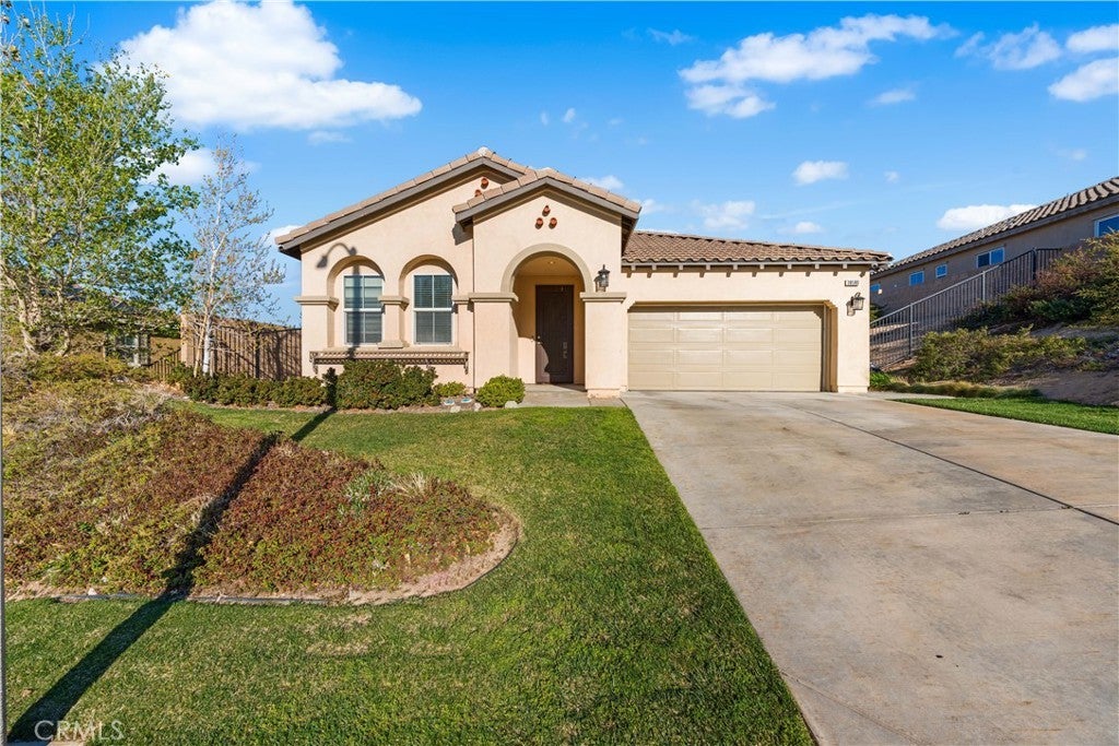 Photo of Listing #SR25081365