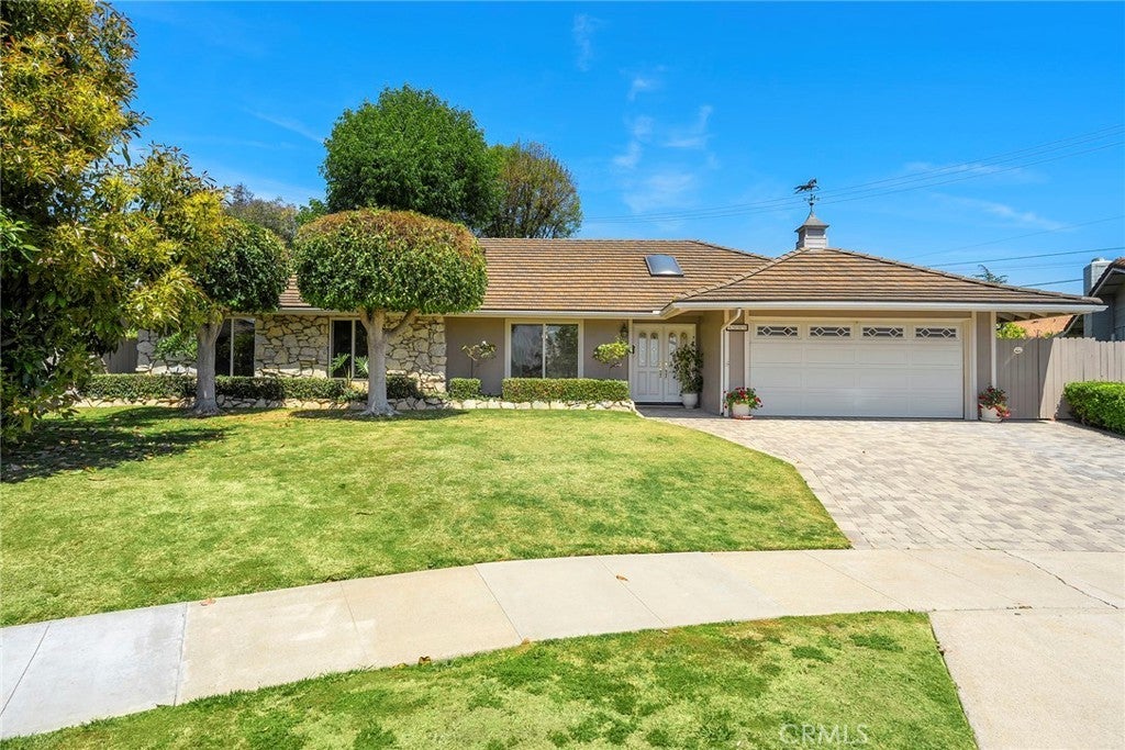 Photo of Listing #PW25082196