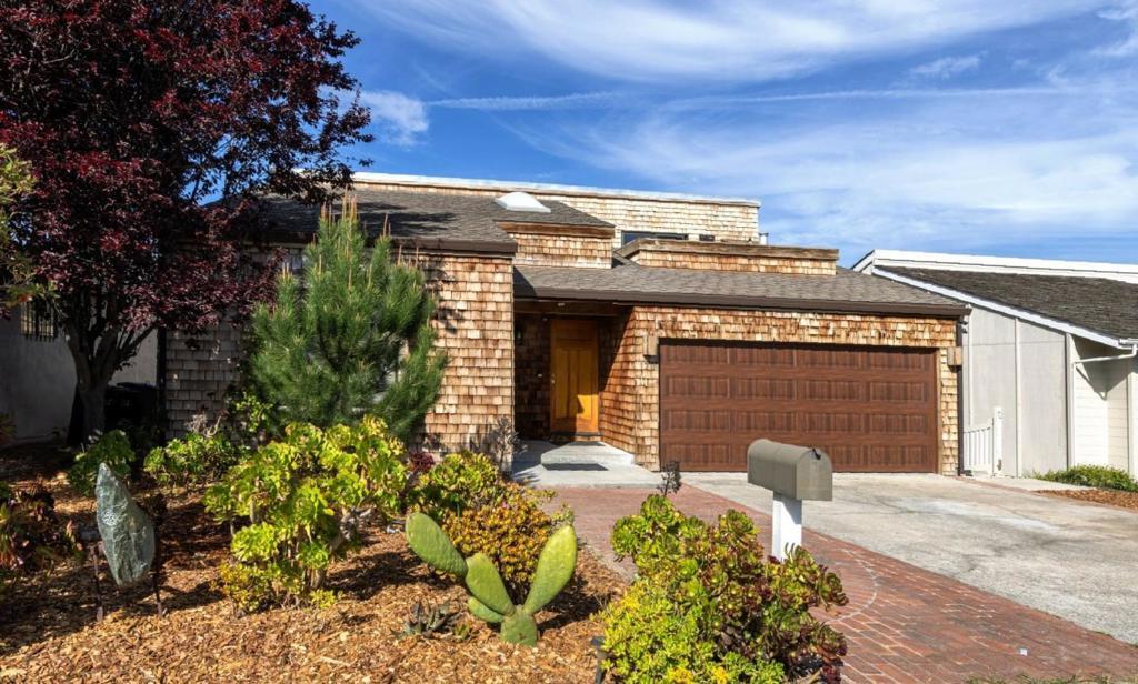 Photo of Listing #ML82000338