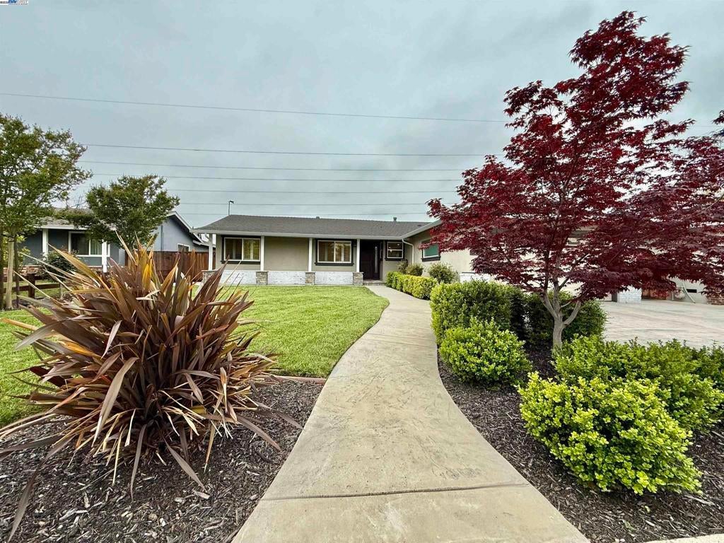 Photo of Listing #41093316