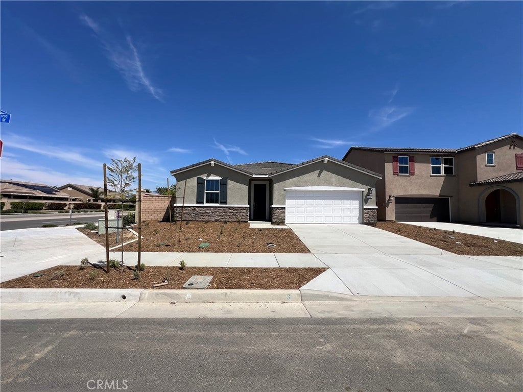 Photo of Listing #SW25082359