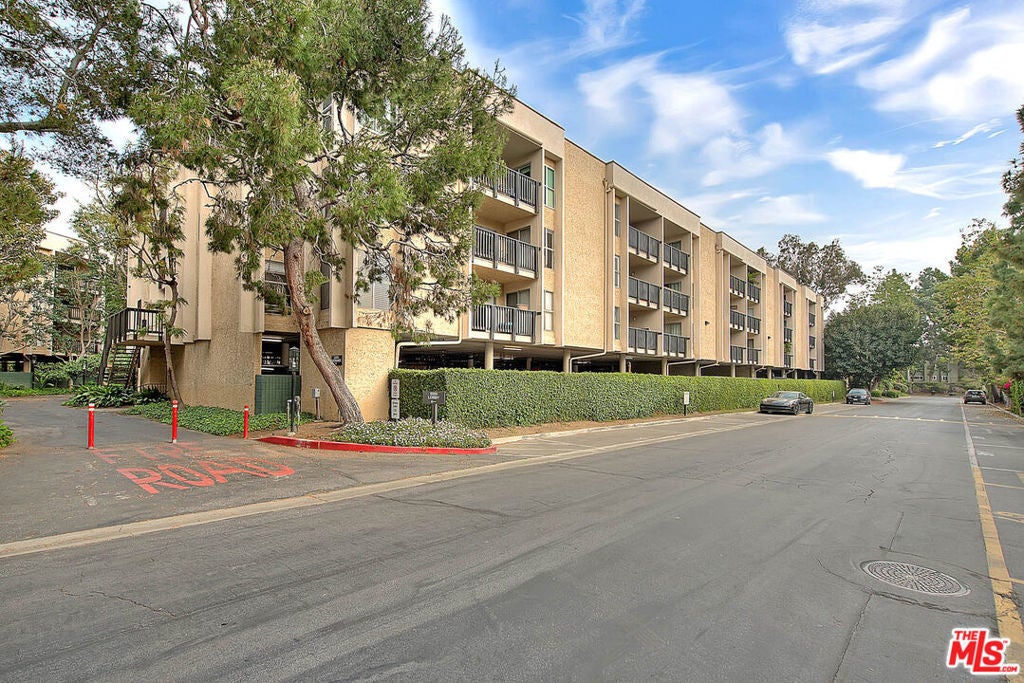 Photo of Listing #25524879