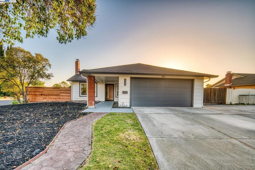 Photo of Listing #41093325