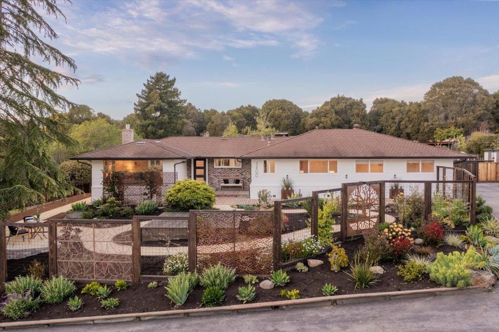 Photo of Listing #ML82002556