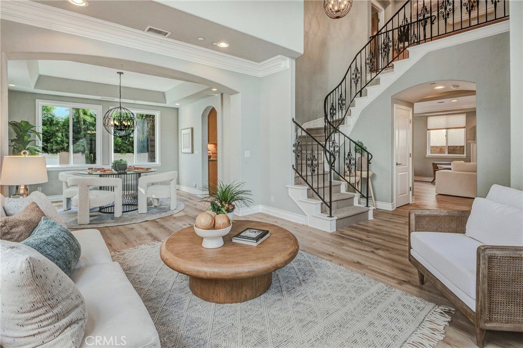 Photo of Listing #SB25081519